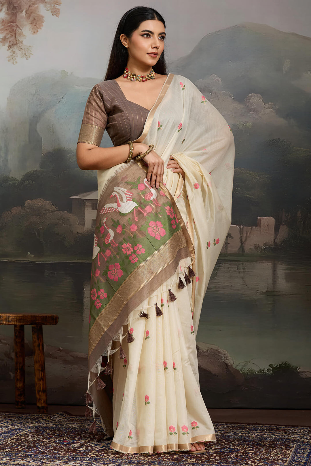 Almond Beige Handloom Spun Cotton Saree
