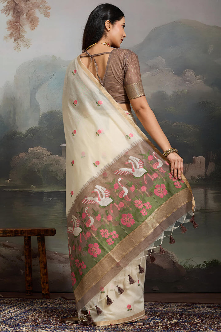 Almond Beige Handloom Spun Cotton Saree