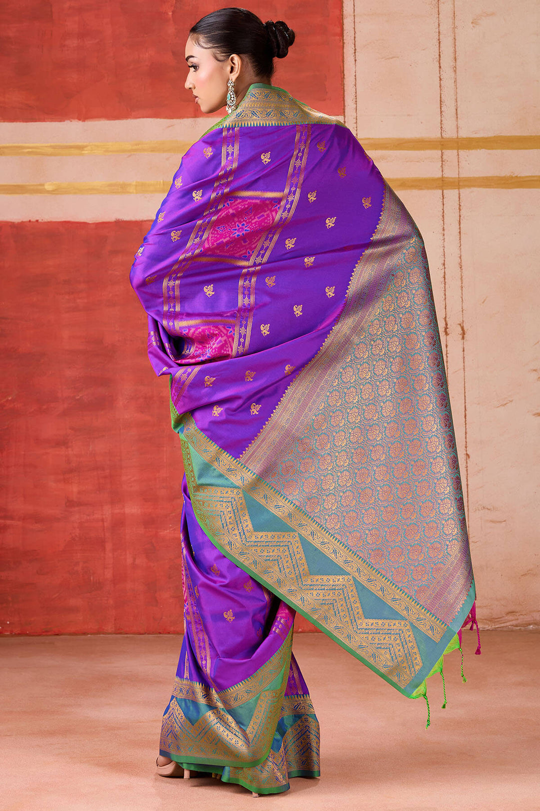 Barney Purple Handloom Banarasi Silk Saree