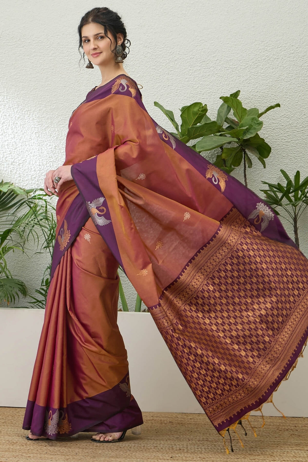 Brownish Pink Handloom Banarasi Silk Saree
