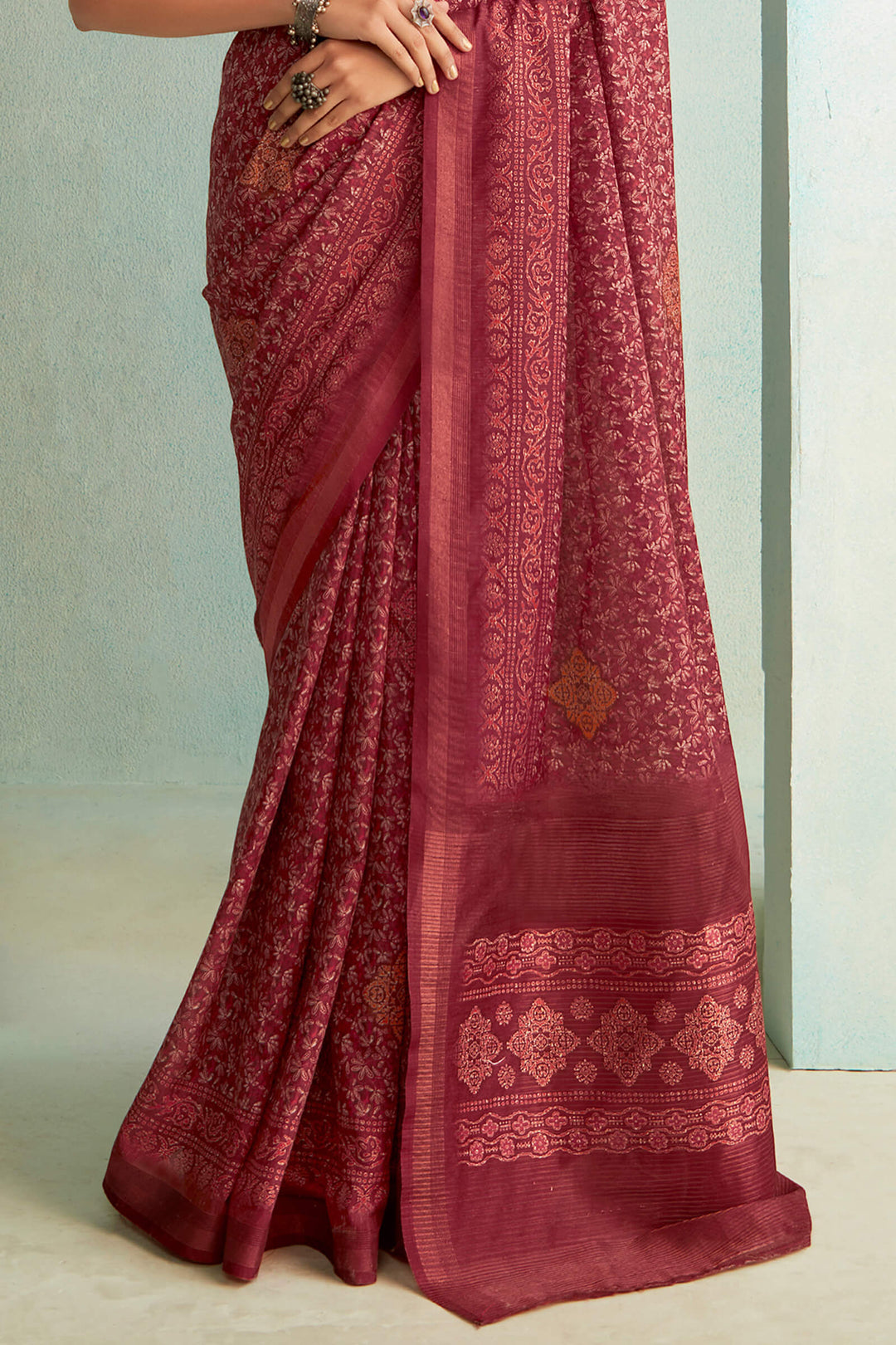 Burgundy Maroon Handloom Woven Digital Printed Soft Silk Saree