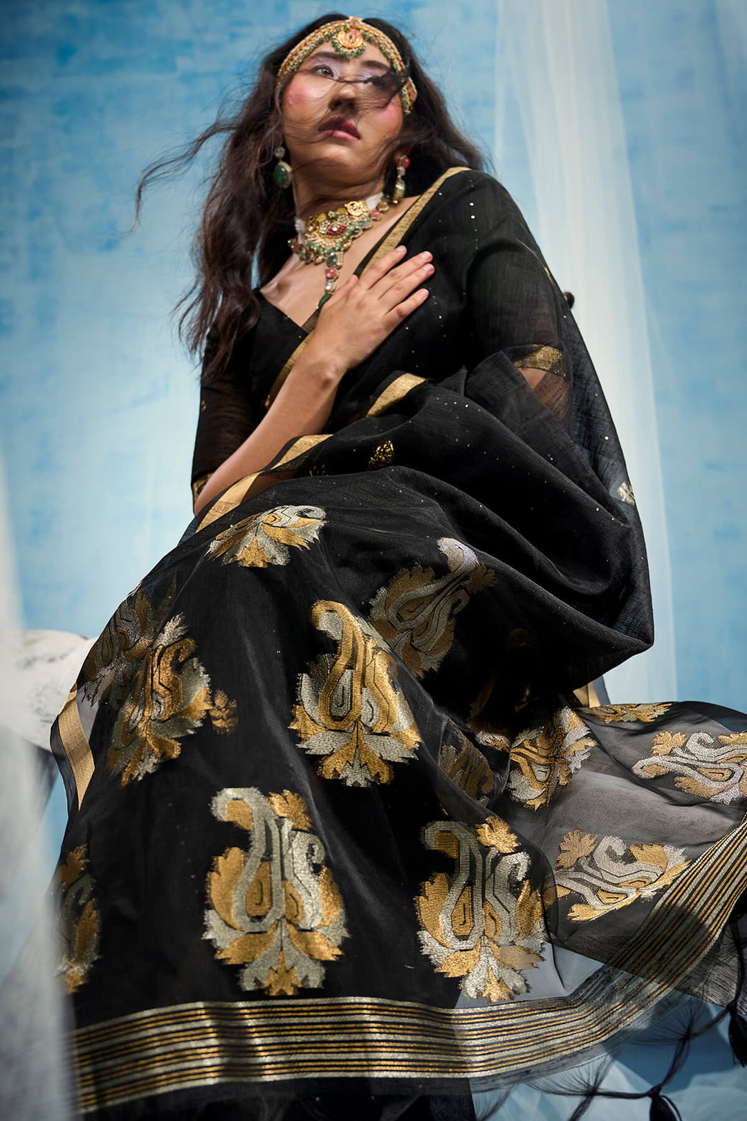 Carbon Black Zari Woven Pure Munga Cotton saree