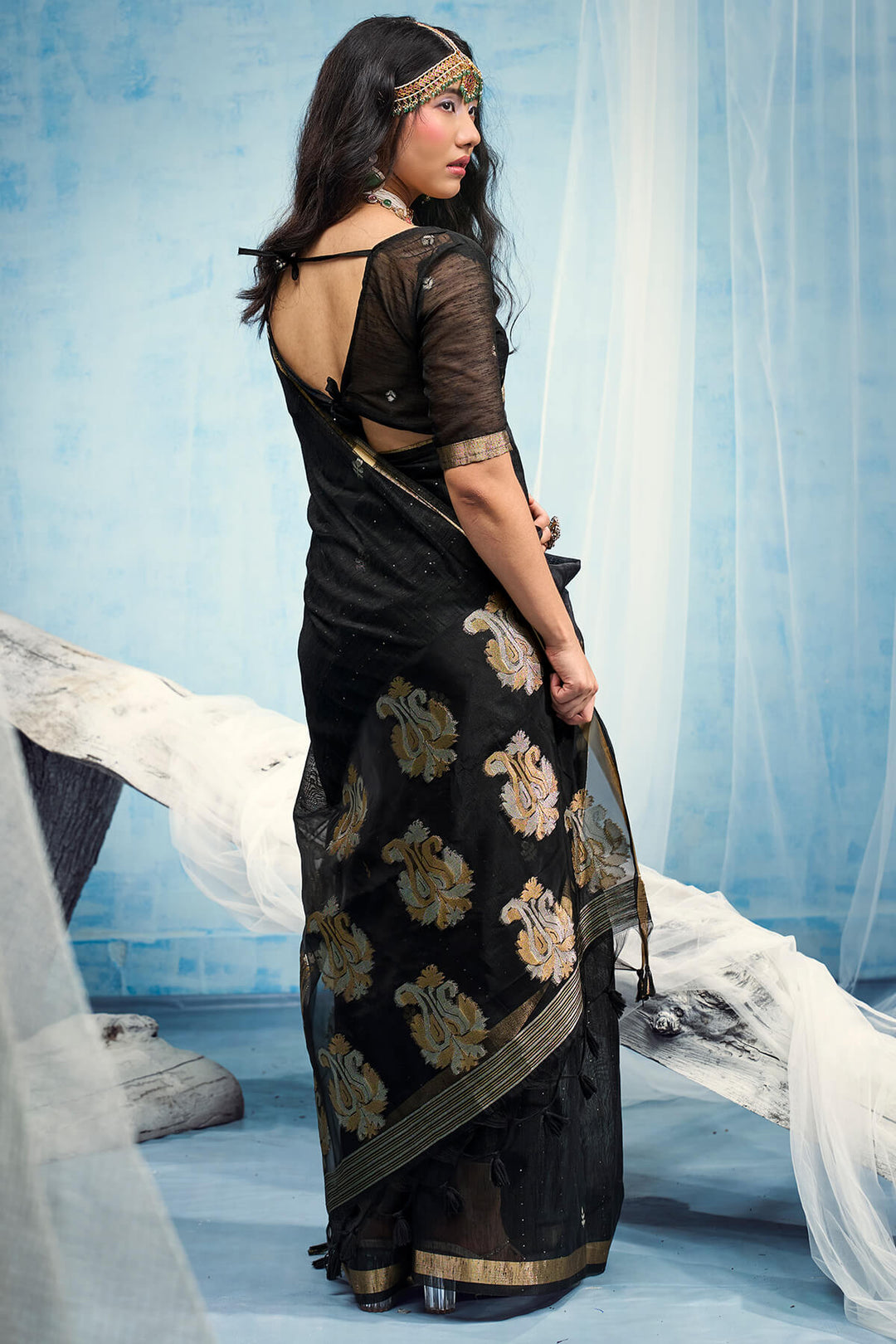 Carbon Black Zari Woven Pure Munga Cotton saree