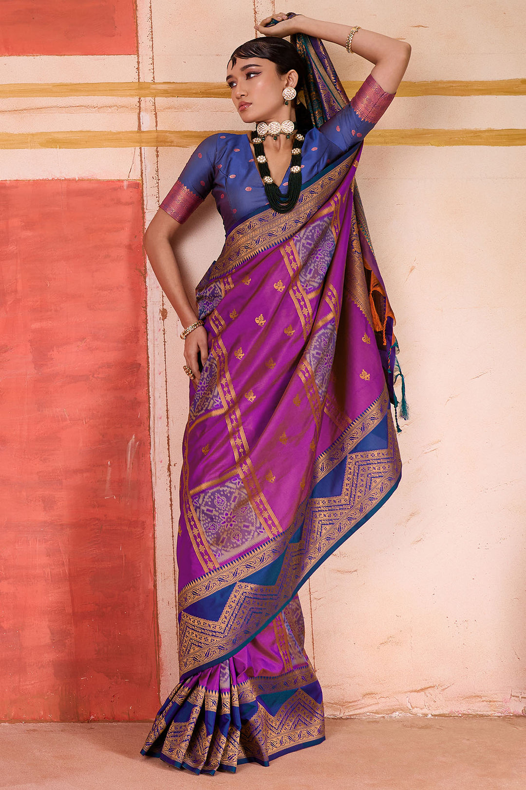 Dark Carnation Pink Handloom Banarasi Silk Saree