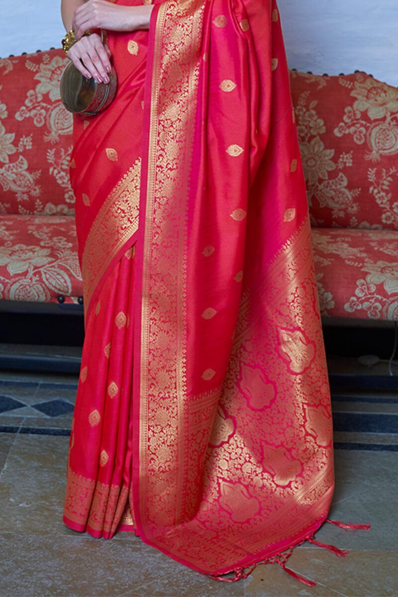 Dark Hot Pink Dual Tone Zari Woven Banarasi Silk Saree
