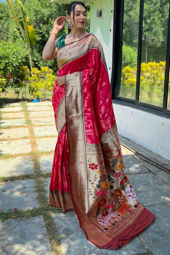 Dark Hot Pink Zari Woven Paithani Silk Saree