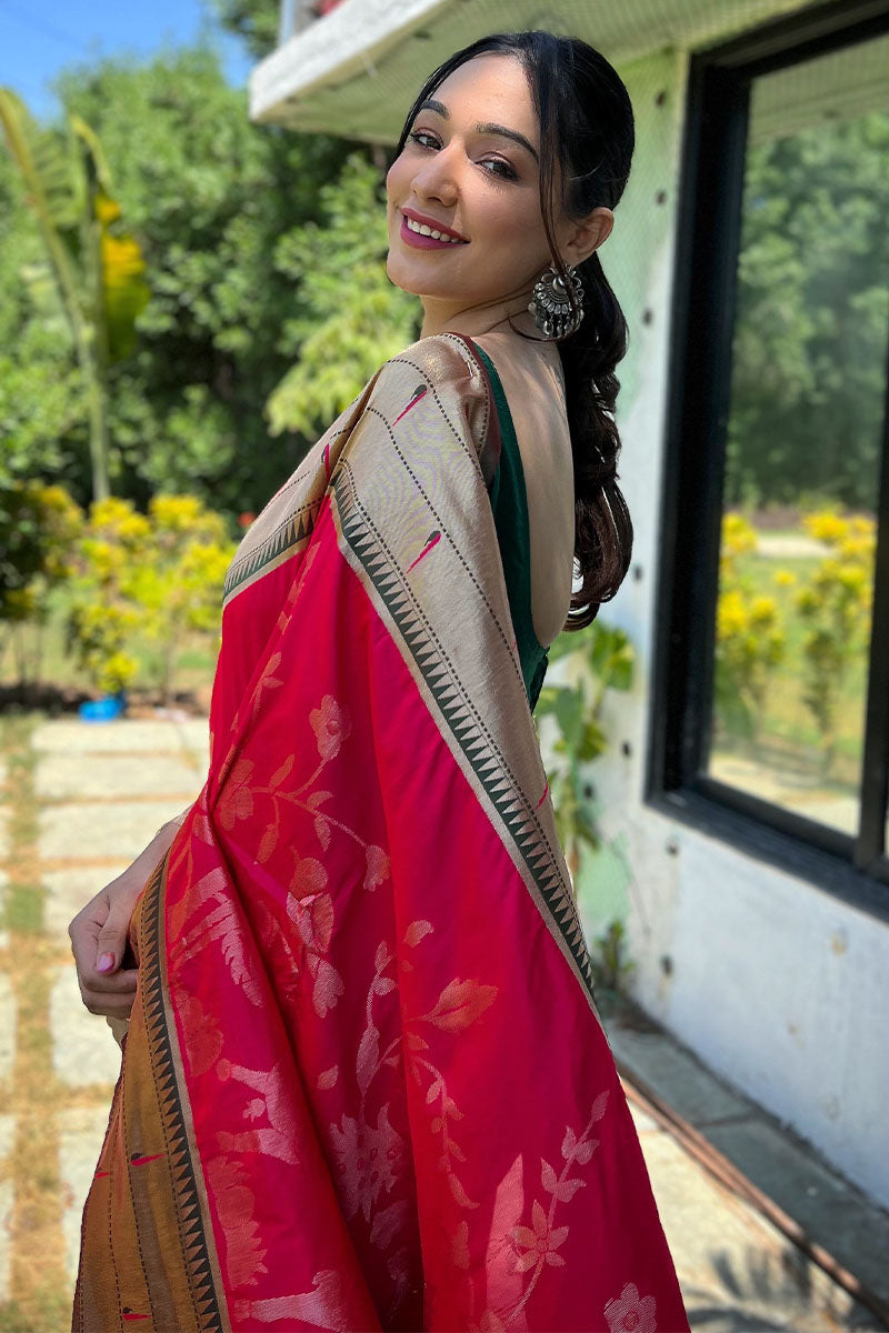 Dark Hot Pink Zari Woven Paithani Silk Saree