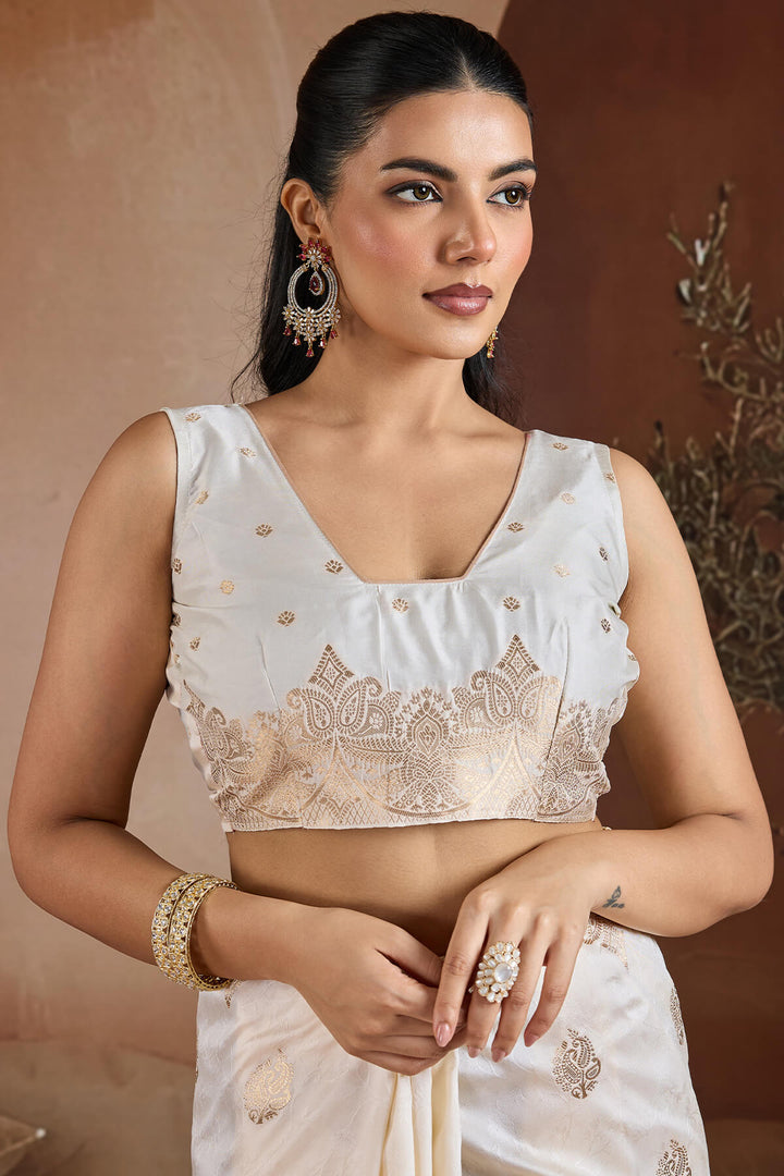 Ecru White Zari Handloom Soft Banarasi Silk Saree