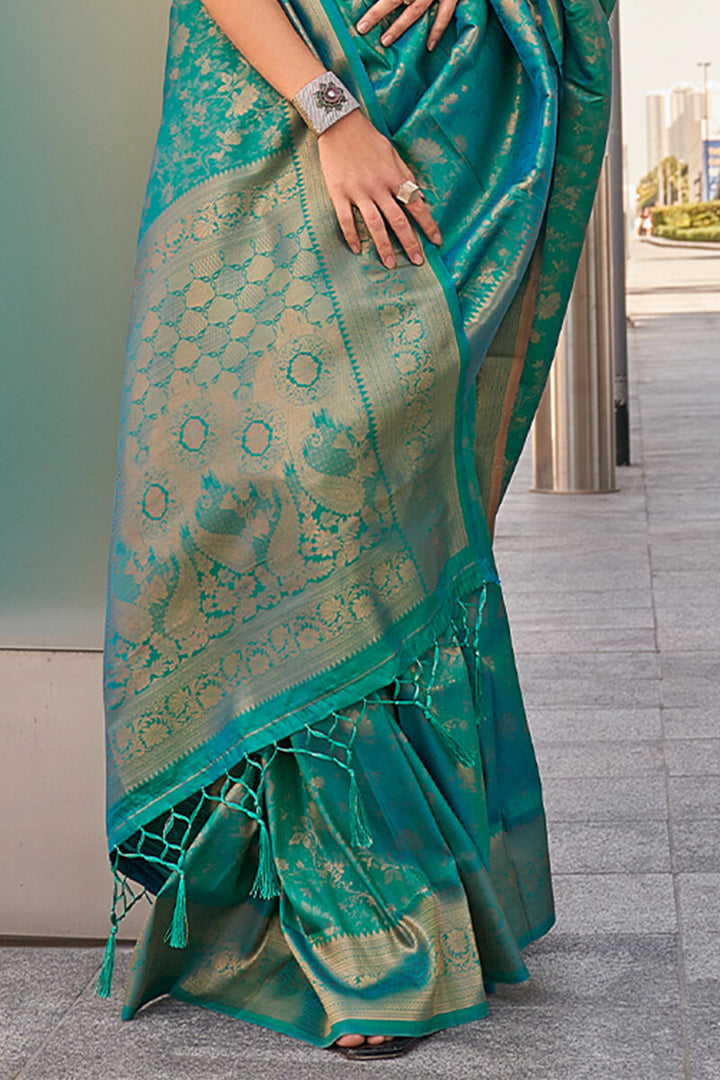 Elf Green Zari Woven Kanjivaram Silk Saree