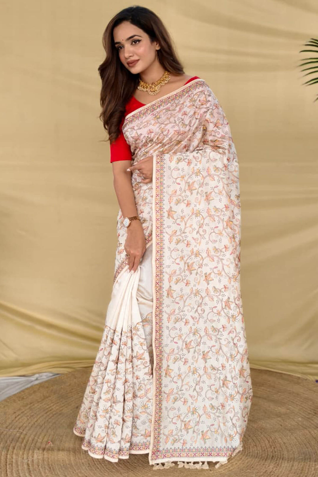 Floral White Embroidery Pure Loom Tussar Silk Saree