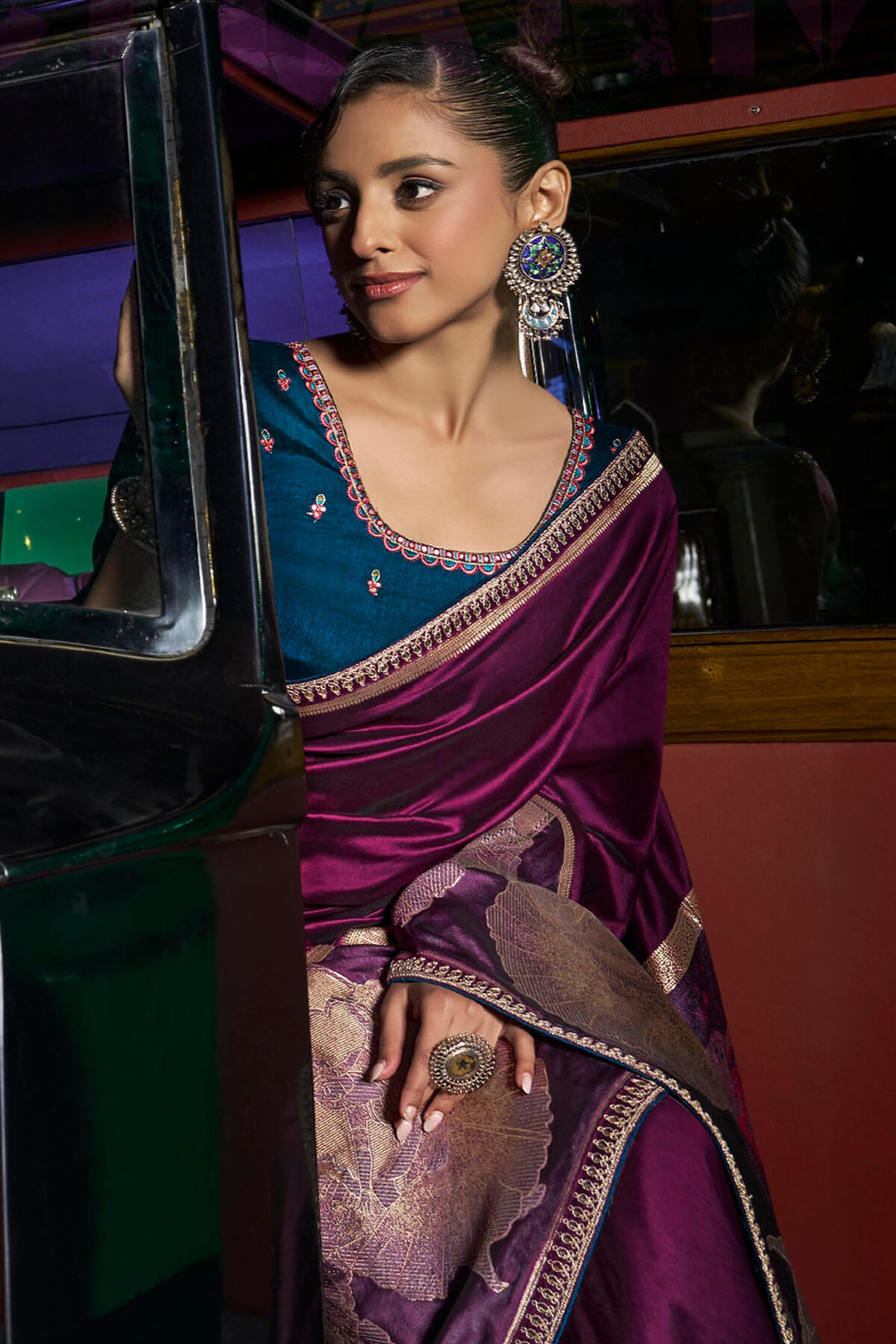 Grape Purple Pure Silk Saree With Fancy Lace Border and Embroidery Blouse