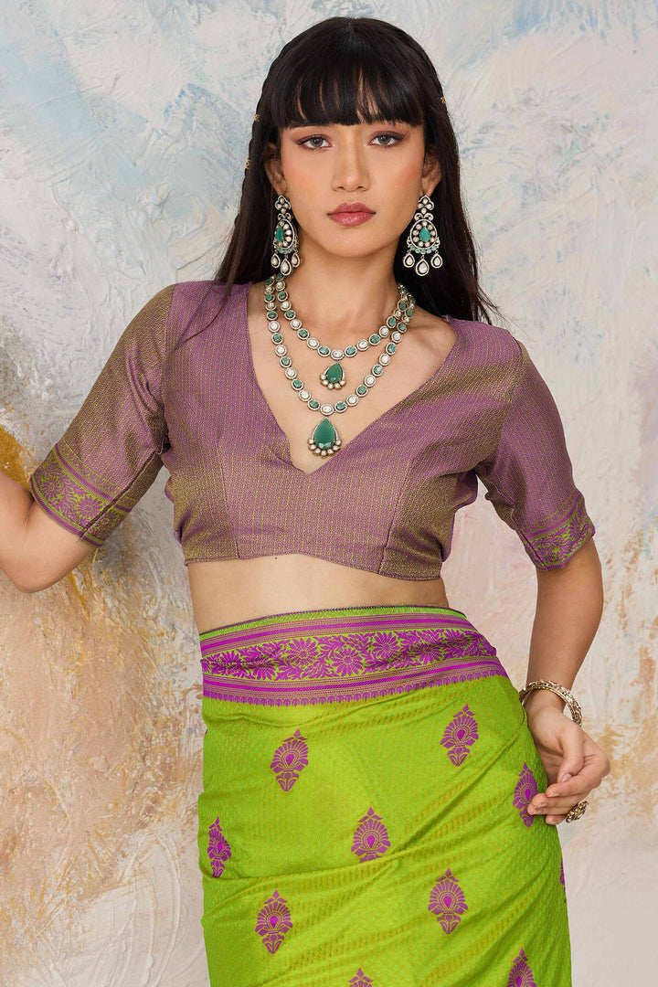 Icky Green Woven Kanjivaram Silk Saree
