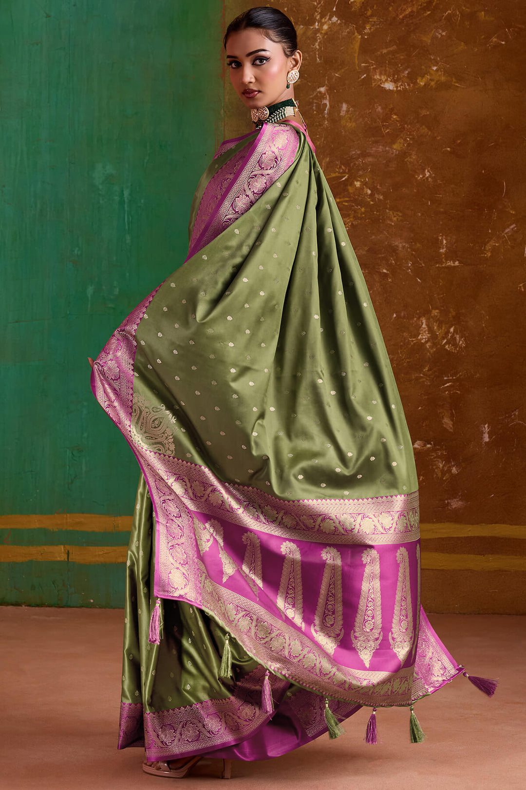 Iguana Green Banarasi Satin Silk Saree