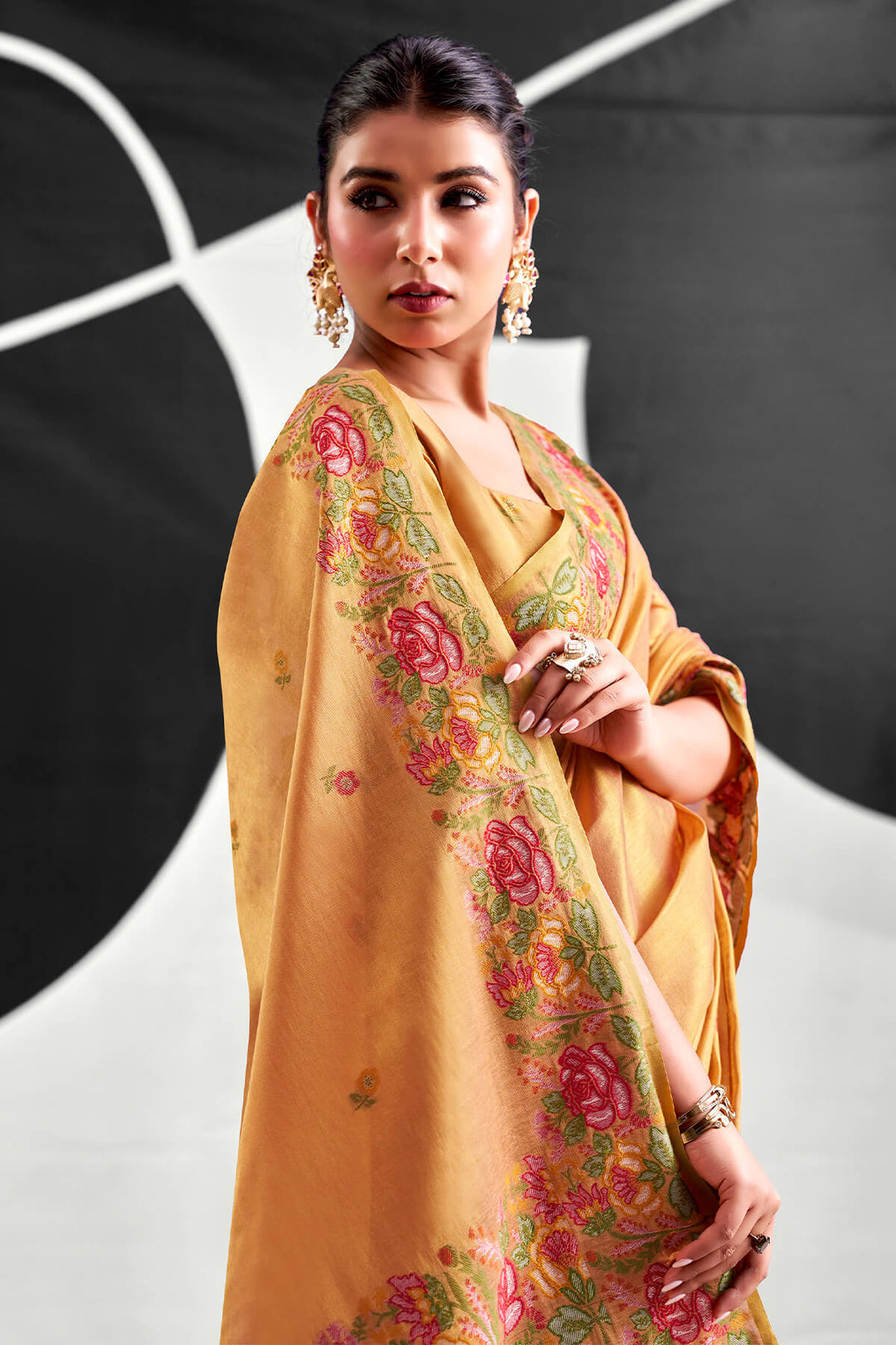 Muted Peach Zari Woven Banarasi Tissue Silk Saree
