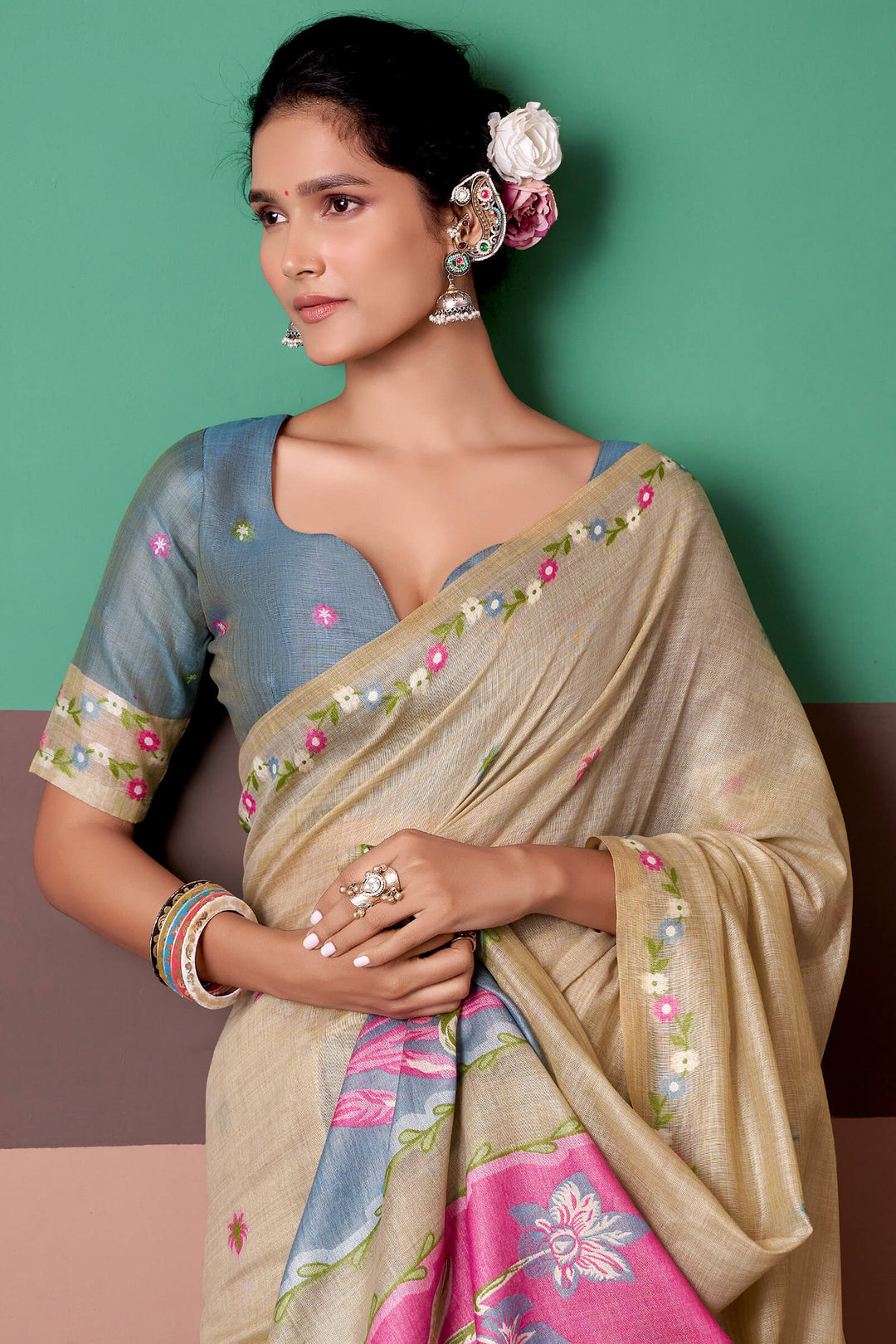 Pavlova Beige Munga Cotton Silk Saree