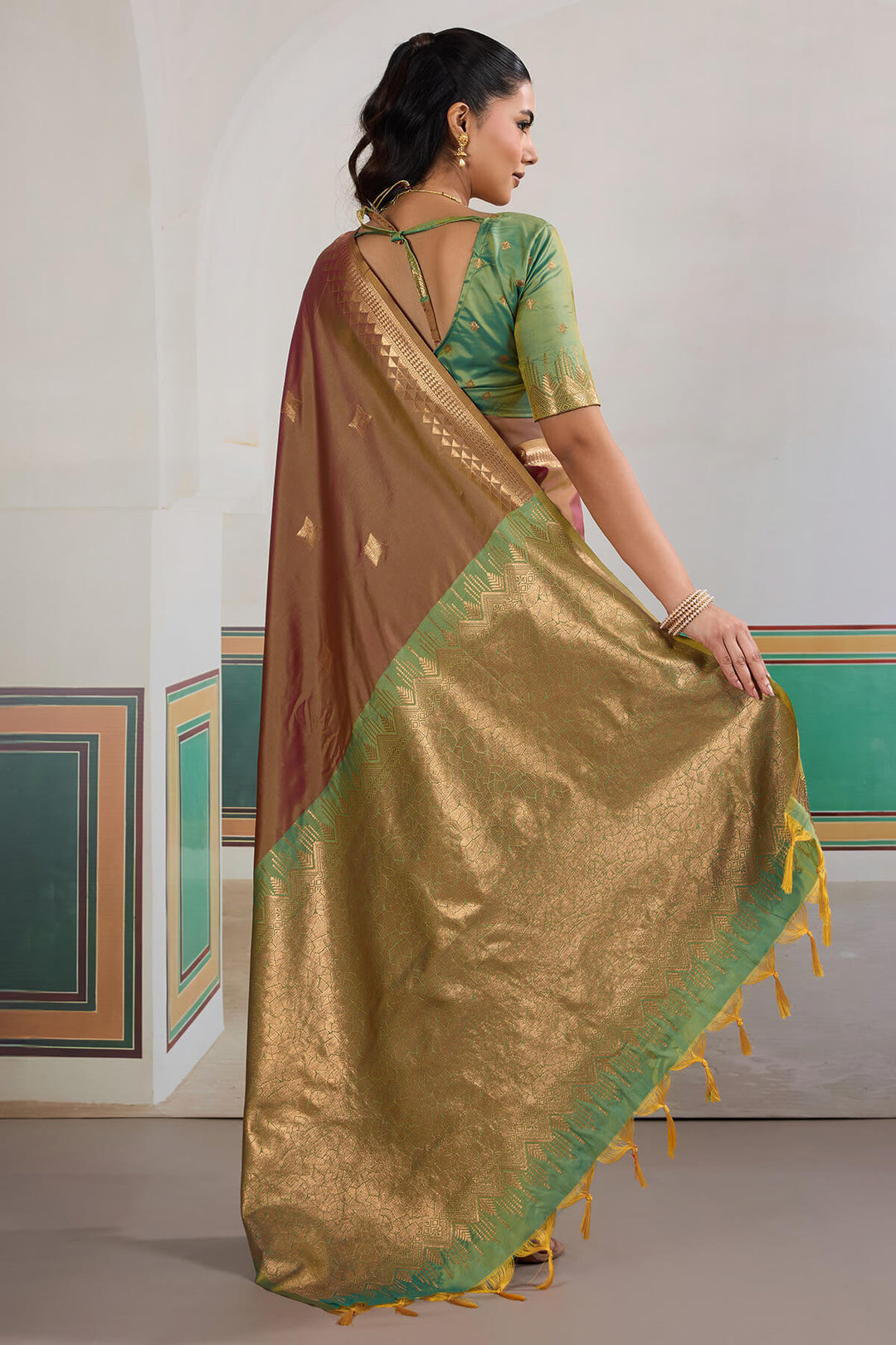 Pinkish Brown Zari Woven Banarasi Silk Saree