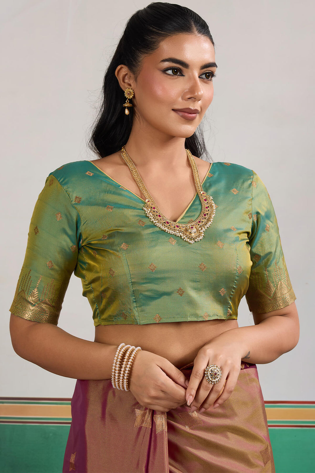 Pinkish Brown Zari Woven Banarasi Silk Saree
