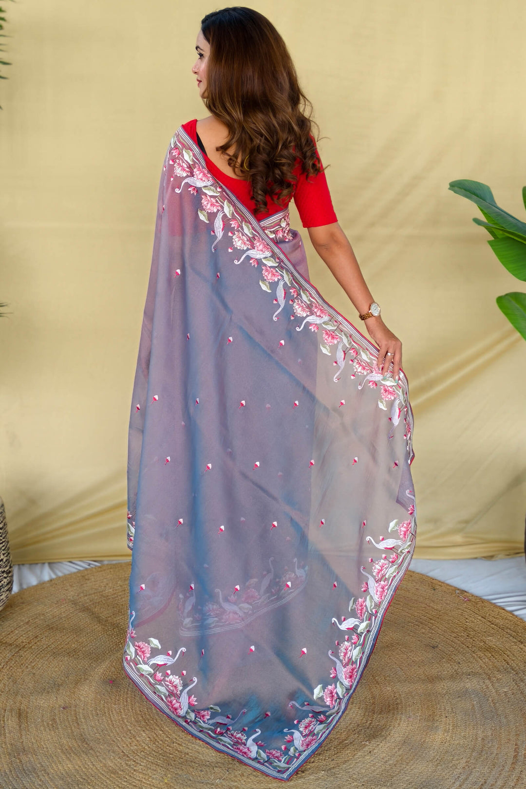 Regent Grey Embroiedery Work Two Tone Silk Saree