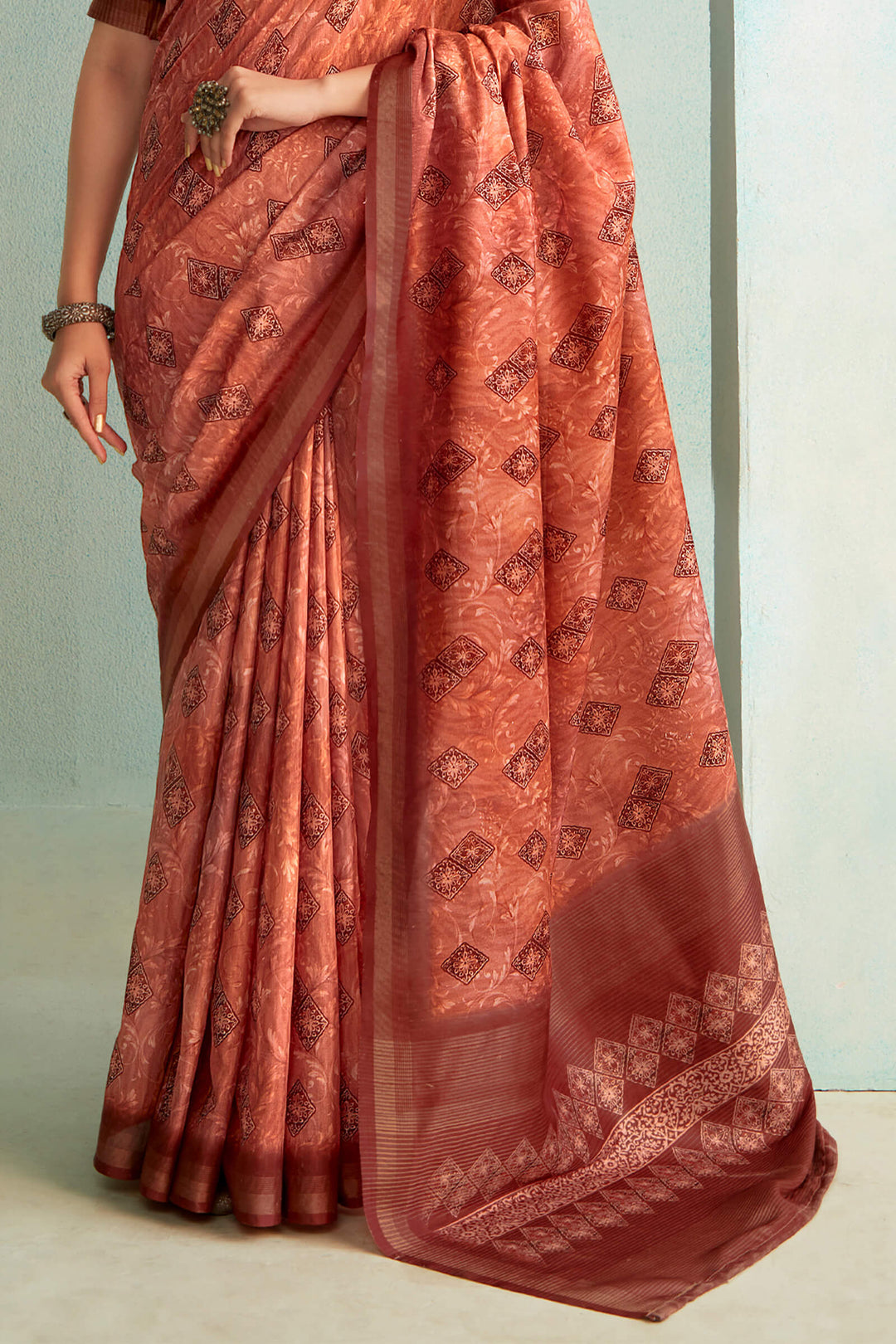 Sanguine Brown Handloom Woven Digital Printed Soft Silk Saree