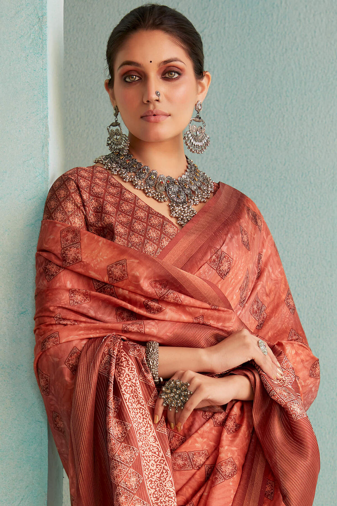 Sanguine Brown Handloom Woven Digital Printed Soft Silk Saree