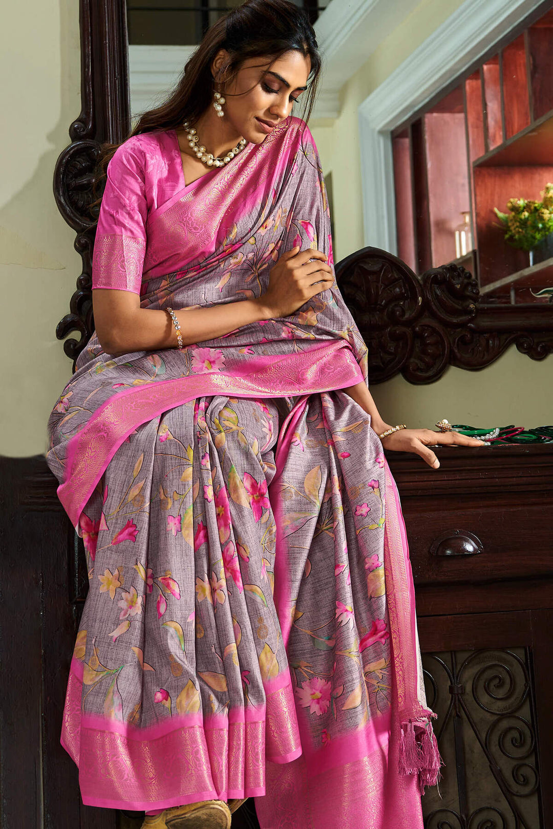 Spicy Pink Handloom Woven Digital Printed Soft Silk Saree