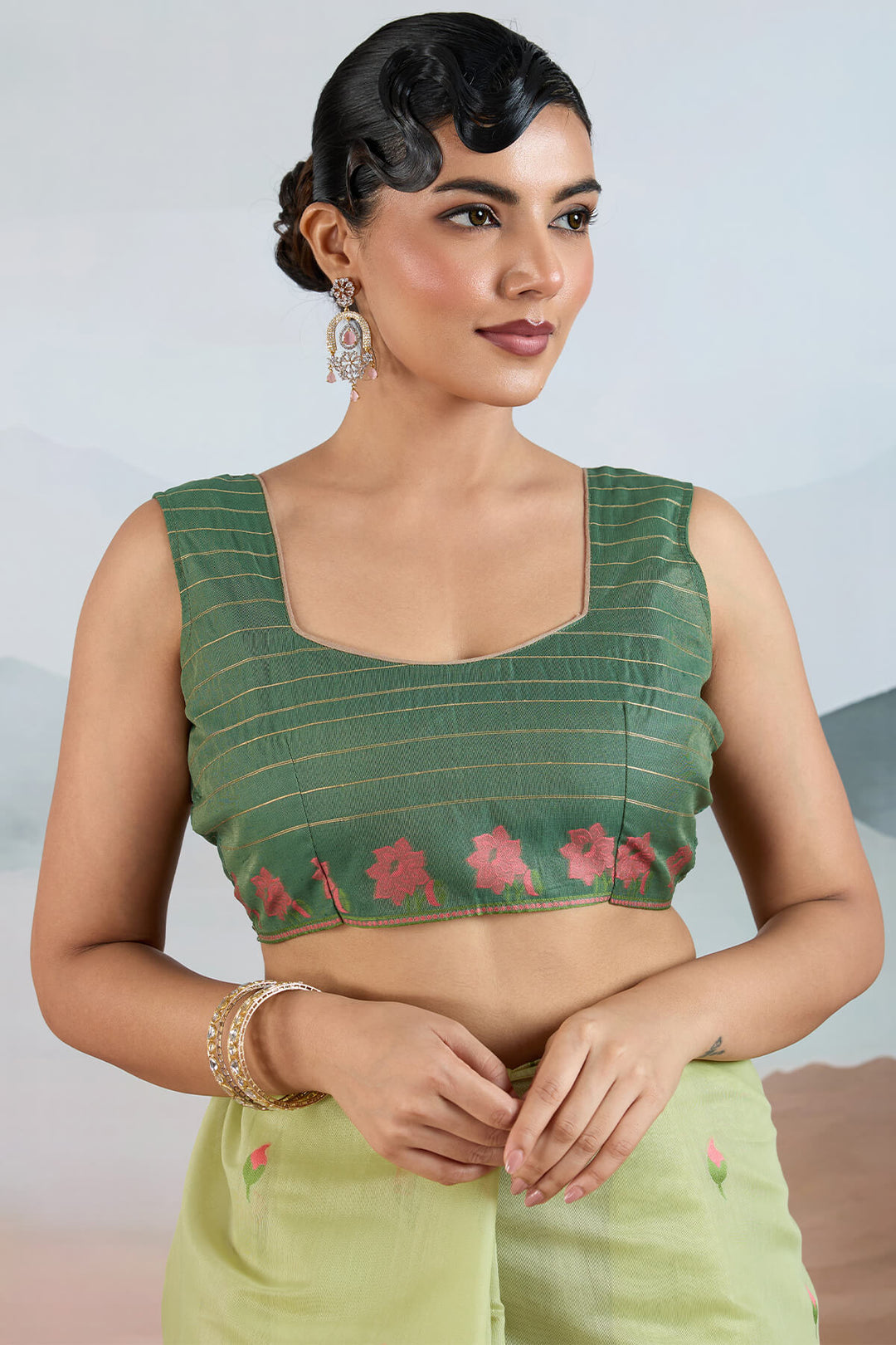 Tan Green Woven Spun Cotton Saree