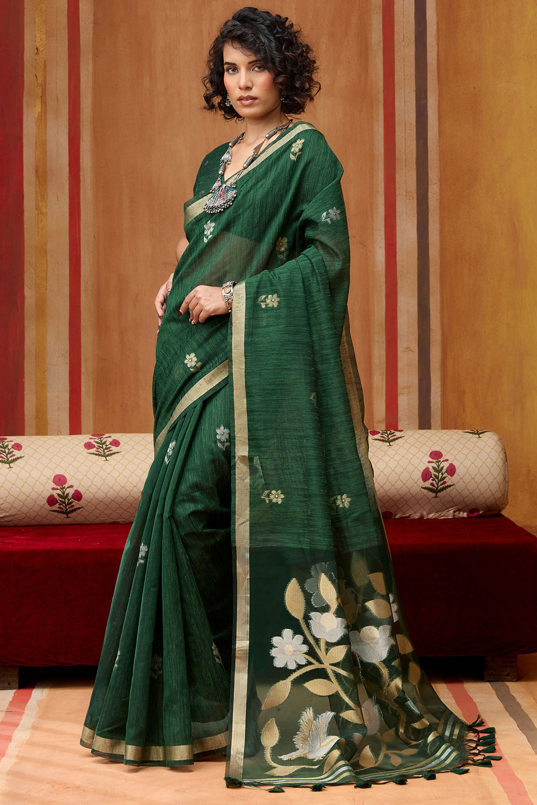 Timber Green Munga Cotton Silk Saree with Organza Weaving Pallu