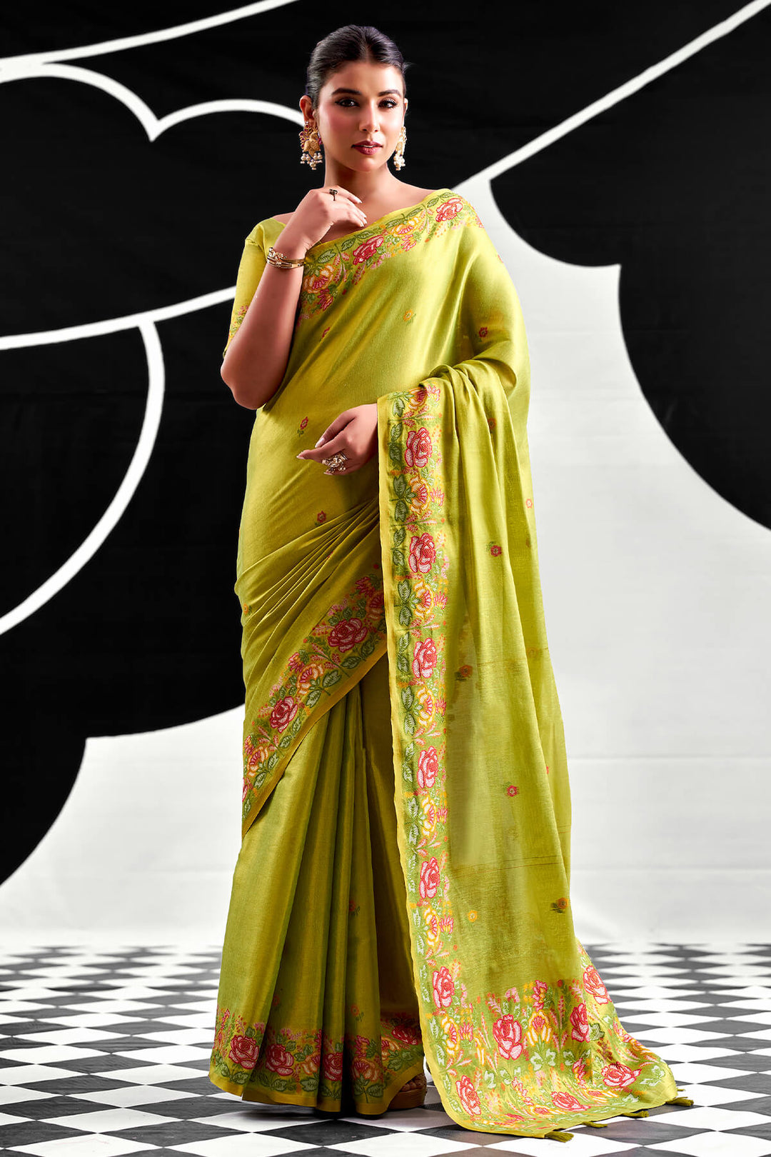 Trendy Green Zari Woven Banarasi Tissue Silk Saree