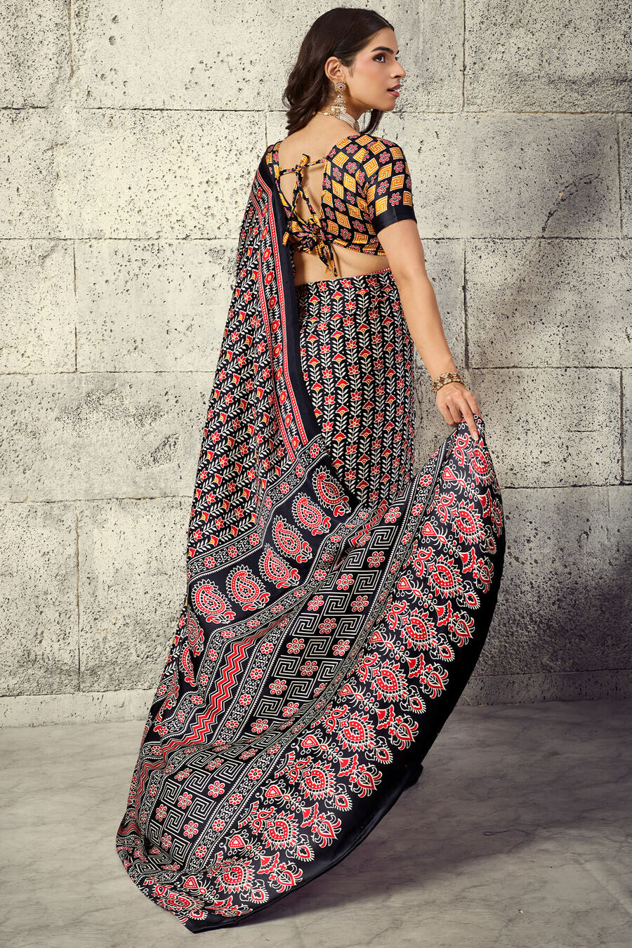 Tuna Black Printed Semi Modal Satin Silk Saree