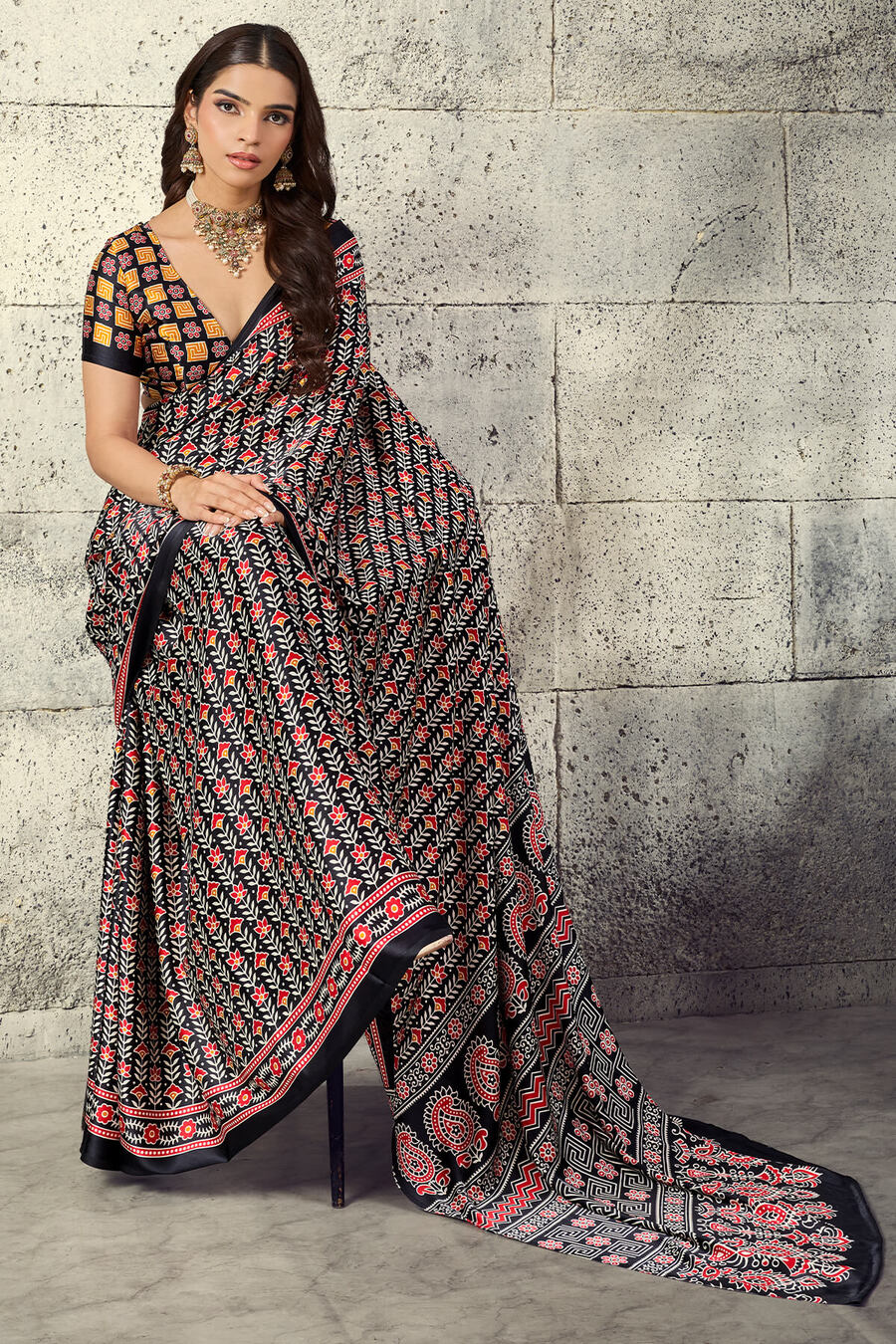 Tuna Black Printed Semi Modal Satin Silk Saree