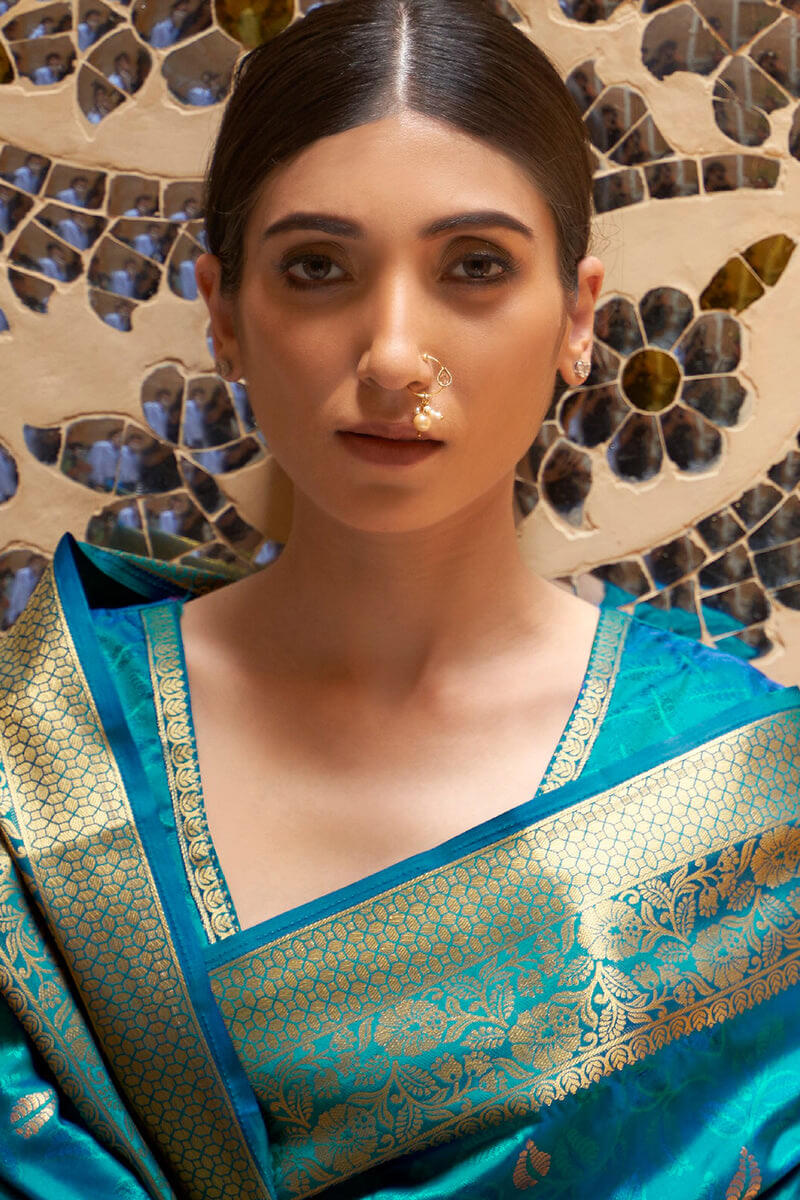 Peacock Blue Kanchipuram Silk Saree Handwoven Pure Silk Pure Zari For –  Panjavarnam