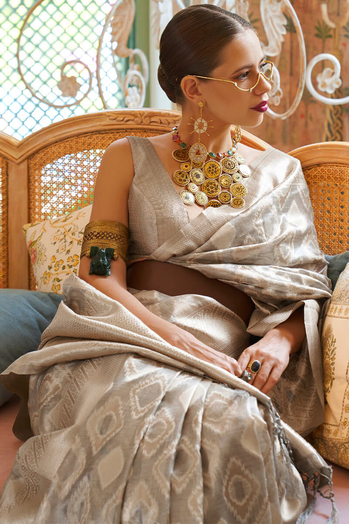 Kalki Koechlin in Ash Grey Tissue silk Saree